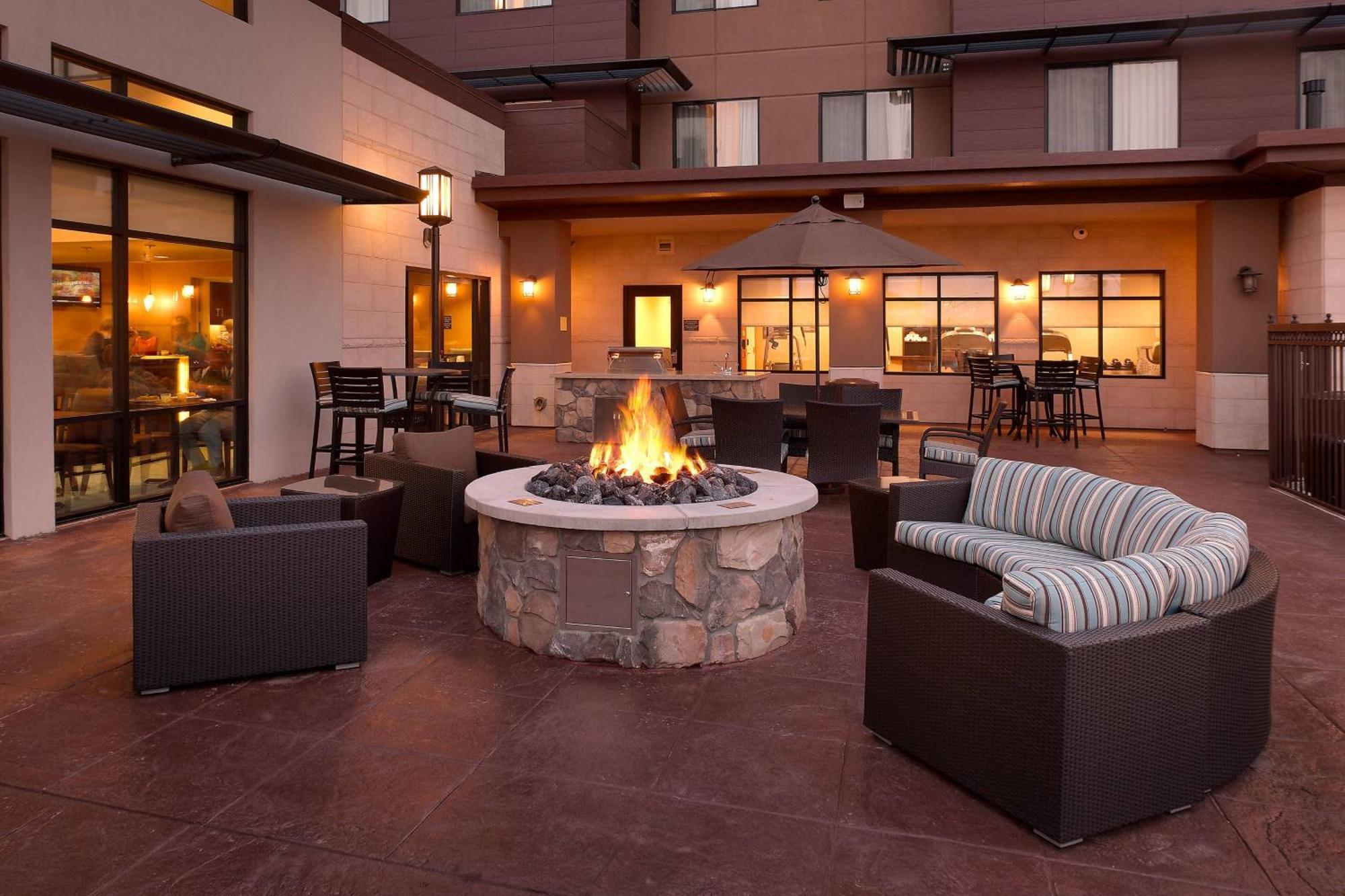 Residence Inn By Marriott Phoenix Gilbert Exteriör bild